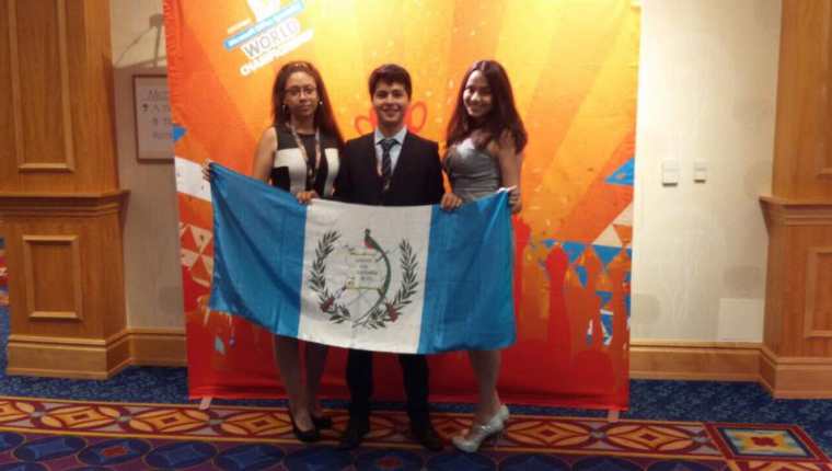 Estudiantes guatemaltecos destacan en competencia mundial de Microsoft  Office