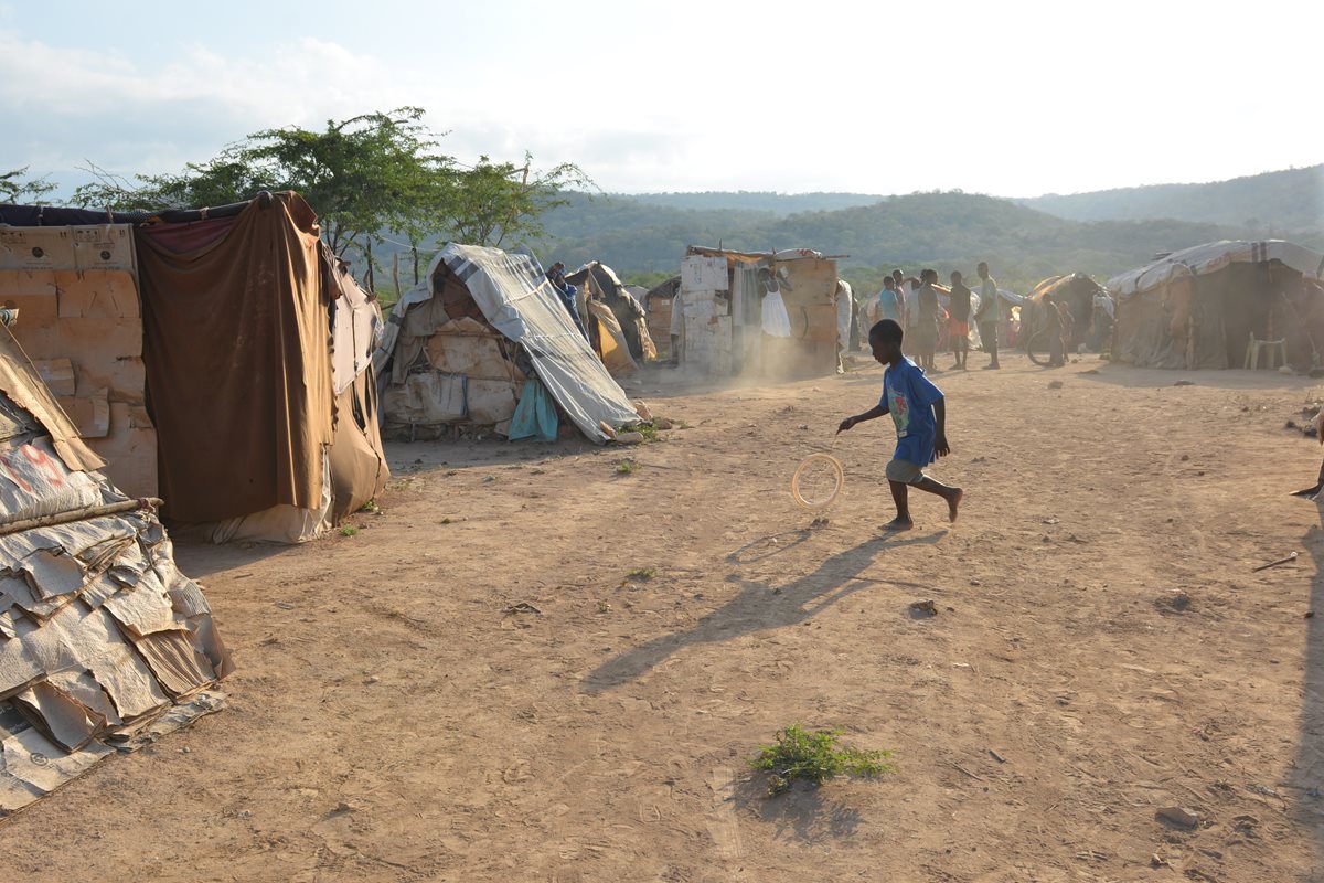 El linchamiento de las tres mujeres desata protesta en Haití. (Foto Prensa Libre: AP).