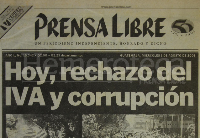 Titular de Prensa Libre del 1 de agosto de 2001. (Foto: Hemeroteca PL)