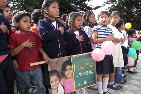 Menores participan en inauguración de oficina municipal en favor de  la niñez.