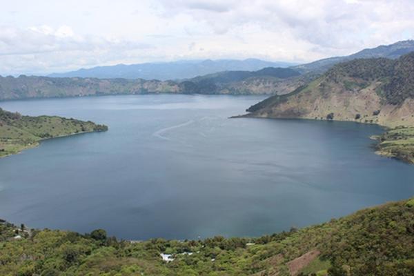 Laguna de Ayarza (Foto Prensa Libre: Oswaldo Cardona)