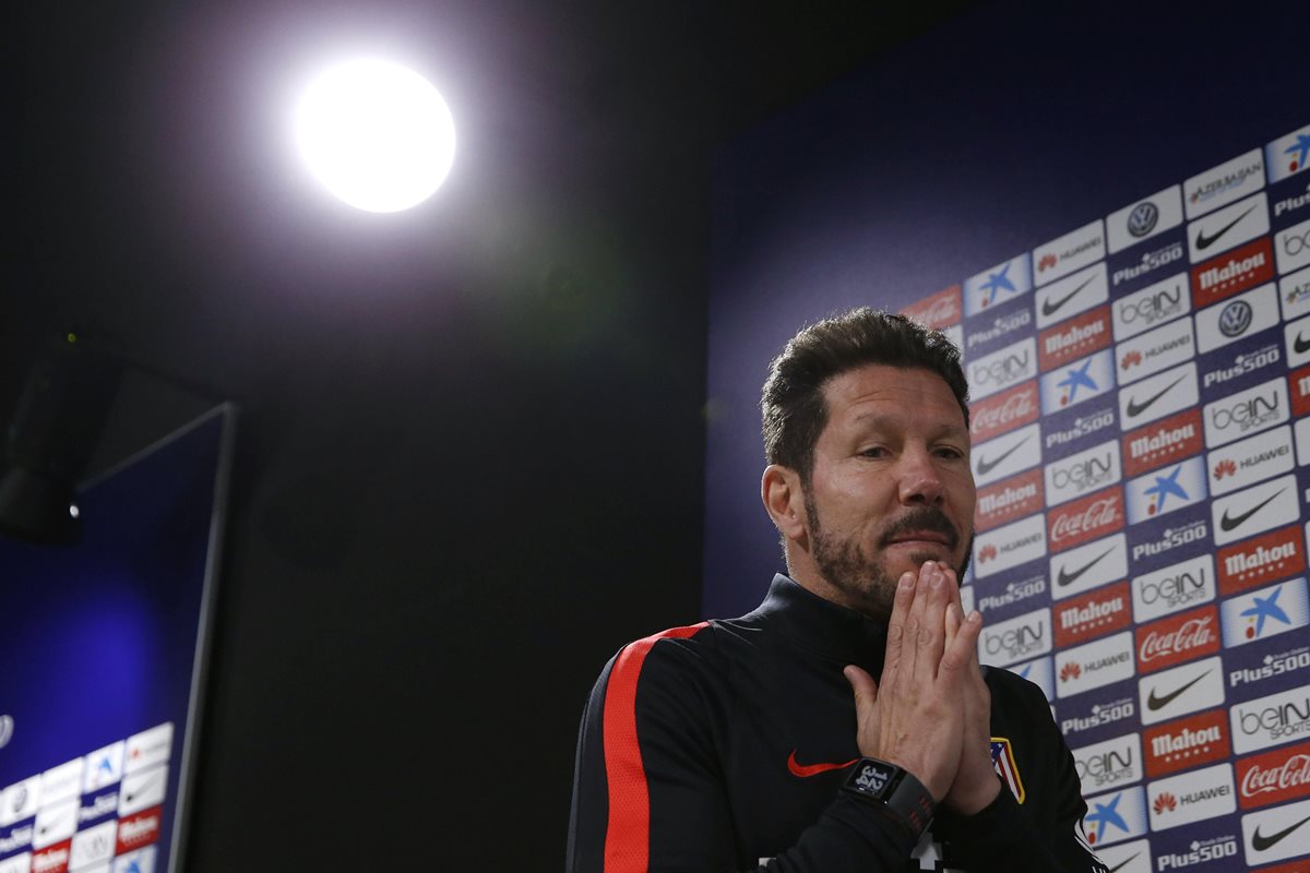 Diego Simeone aseguró que su prioridad es el Espanyol antes de jugar la vuelta de los cuartos de final contra el Barcelona el próximo miércoles. (Foto Prensa Libre: EFE)