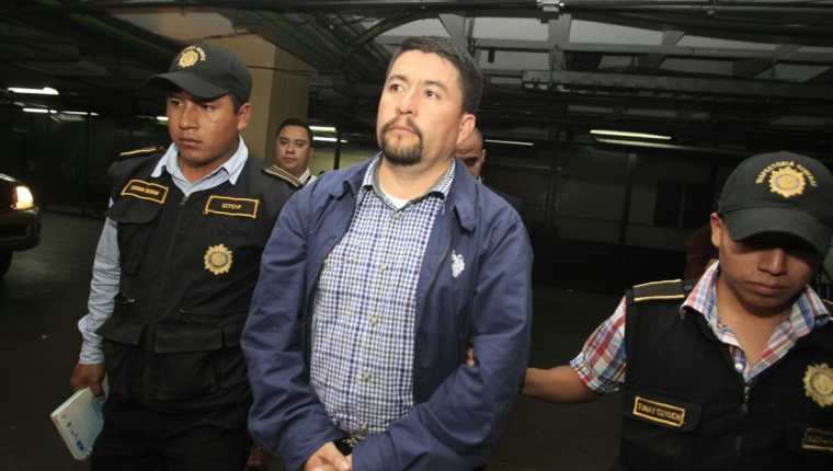 Víctor Alvarizaes, alcalde de Santa Catarina Pinula, fue recapturado este viernes. (Foto Prensa Libre: Edwin Bercián)