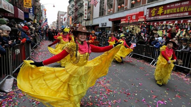 El 5 de febrero de 2017, la comunidad china en Nueva York celebró el tradicional desfile del año nuevo chino. Pese al tiempo transcurrido desde que se aprobó la Ley de Exclusión, muchos chinos aún sienten prejuicios en su contra. EPA