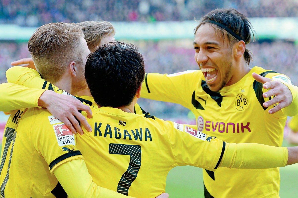 El Dortmund recuperó la sonrisa tras una parte sombría en la Bundesliga. (Foto Prensa Libre:EFE)