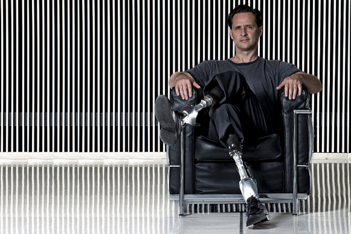 Hugh Herr recibió el Premio Princesa de Asturias de Investigación Científica, por crear las prótesis más sofisticadas del mundo. (Foto Prensa Libre, AP)