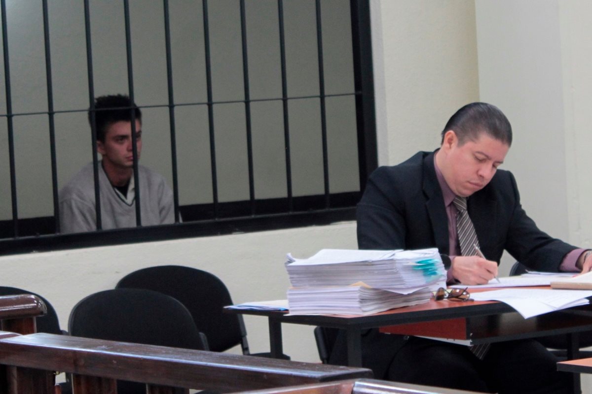 El Tribunal de Mayor Riesgo de Quetzaltenango condenó a tres hombres por el intento de asesinato del hermano del alcalde de Ríos Bravo, Suchitepéquez. (Foto Prensa Libre: elQuetzalteco)