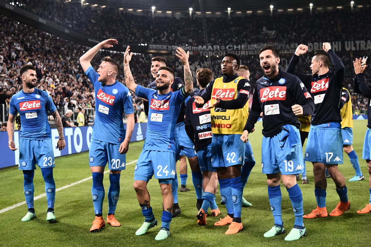 Así celebraron la victoria contra la Juventus los jugadores del Nápoles. (Foto Prensa Libre: AFP)