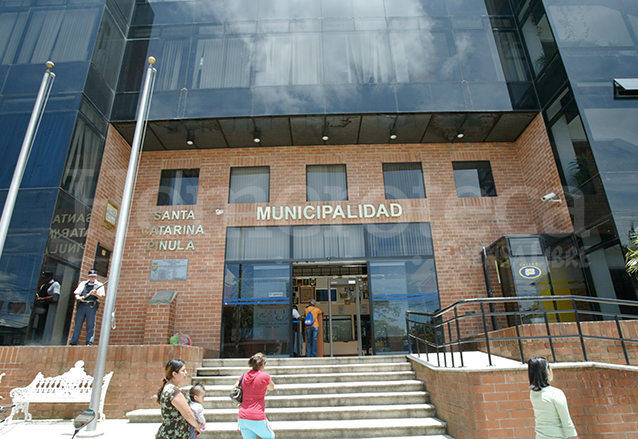 Moderno edificio de la Municipalidad de Santa Catarina Pinula. (Foto: Hemeroteca PL)