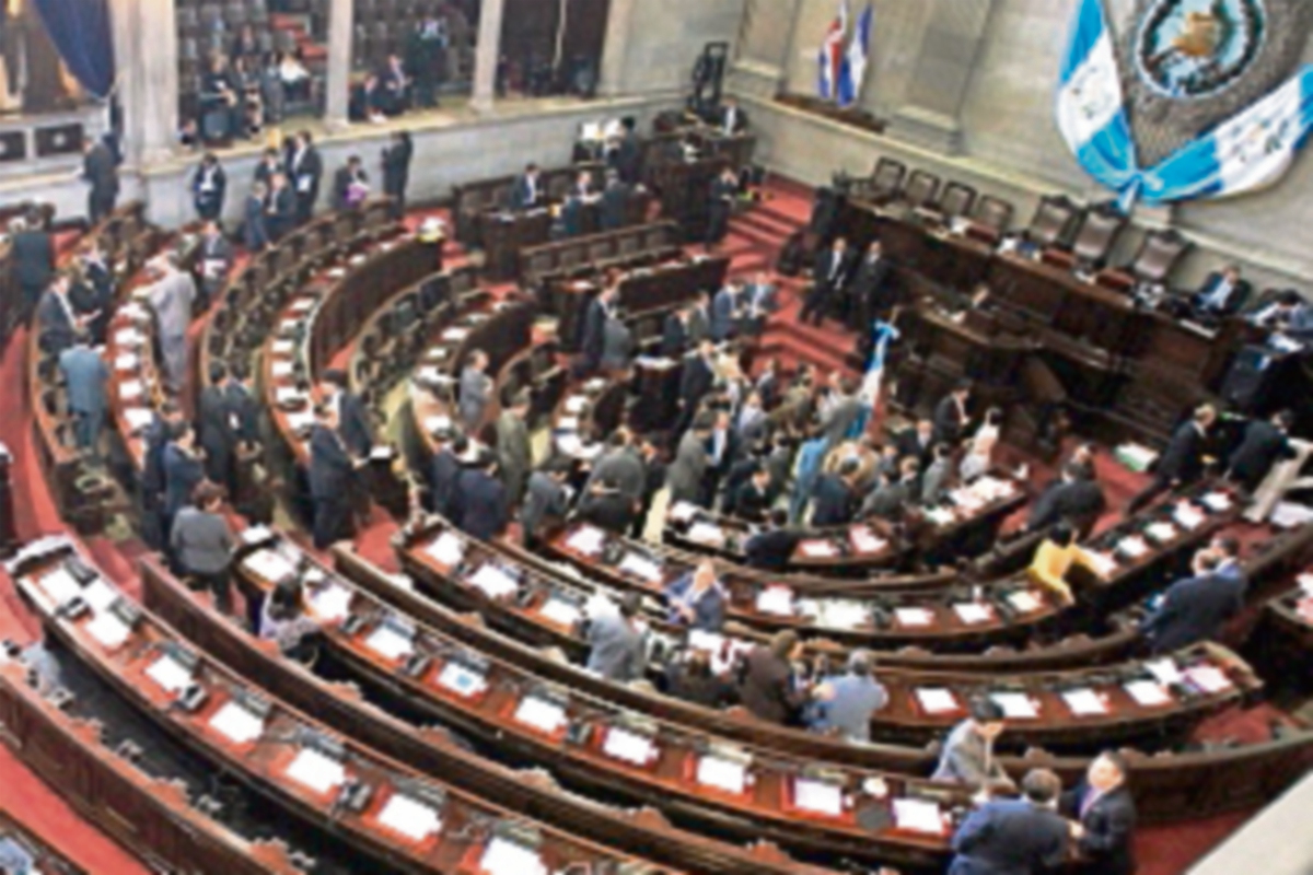 Congreso continuará sesiones plenarias para conocer más artículos de la Ley electoral. (Foto Prensa Libre: Hemeroteca PL)