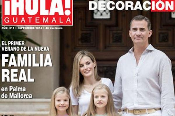 La edición  de este mes cuenta los detalles del primer verano de la familia Real de España.