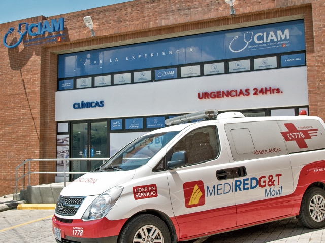 El centro cuenta con personal profesional capacitado para ofrecer una buena atención.