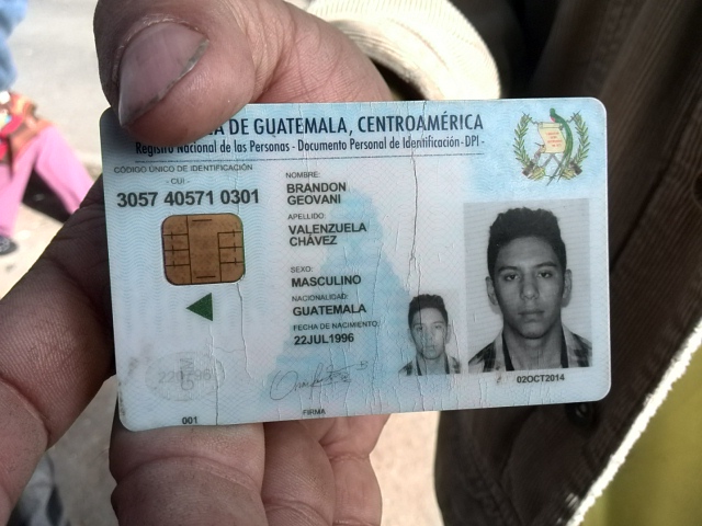 Brandon Valenzuela de 22 años murió en un confuso incidente, luego de dos días de agonía (Foto Prensa Libre: Estuardo Paredes)
