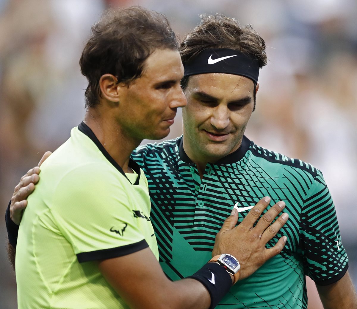El posible duelo entre Nadal y Federer es el más esperado por los aficionados. (Foto Prensa Libre: EFE)