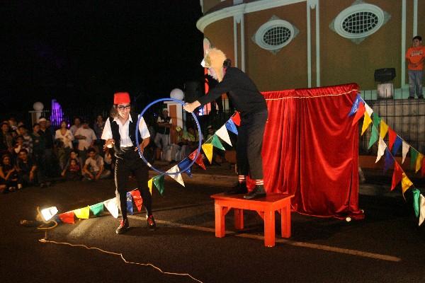 PRESENTACIÓN DE  teatro al aire libre.