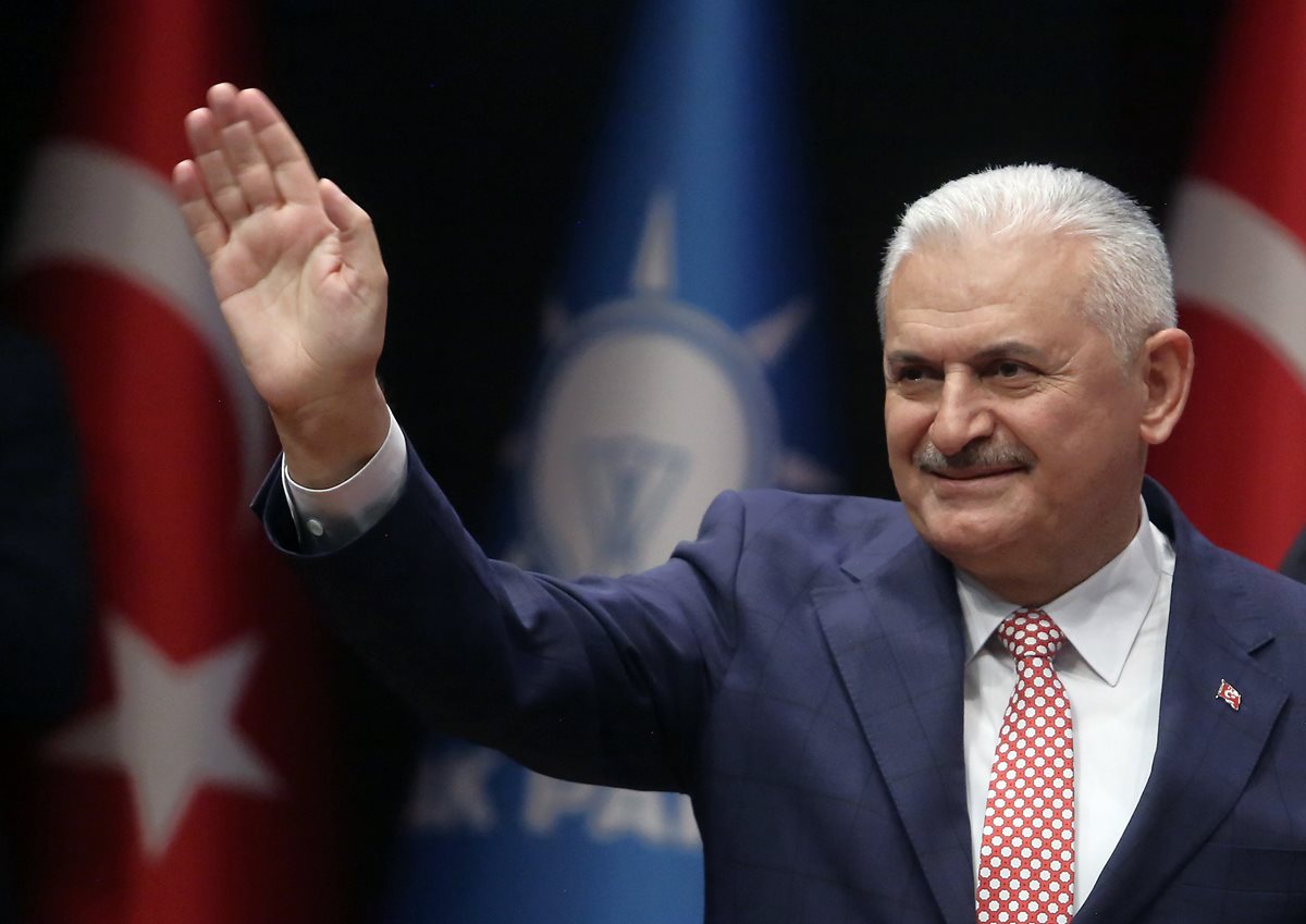 Binali Yildirim, nombrado primer ministro por el presidente de Turquía, Erdogan. (Foto Prensa Libre: AP).