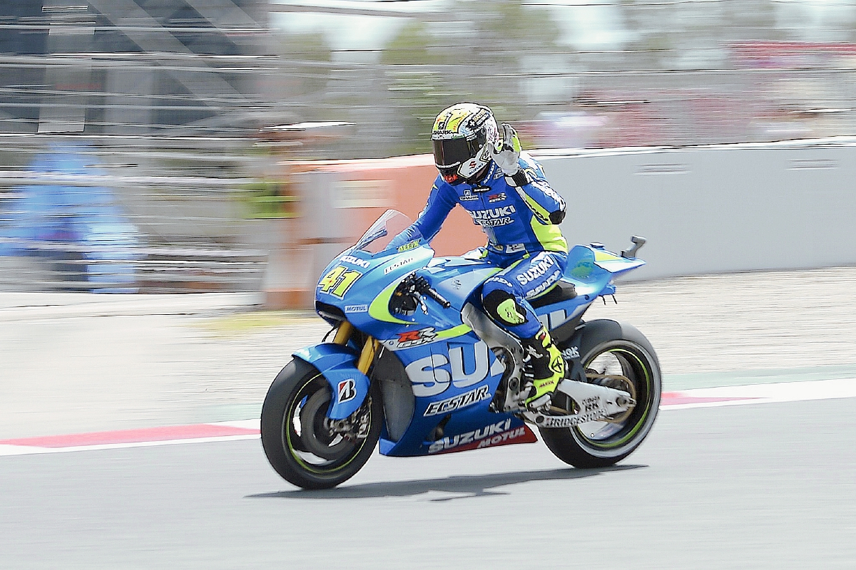 Aleix Espargaró fue el más rápido durante las prácticas de este viernes. (Foto Prensa Libre: AFP)