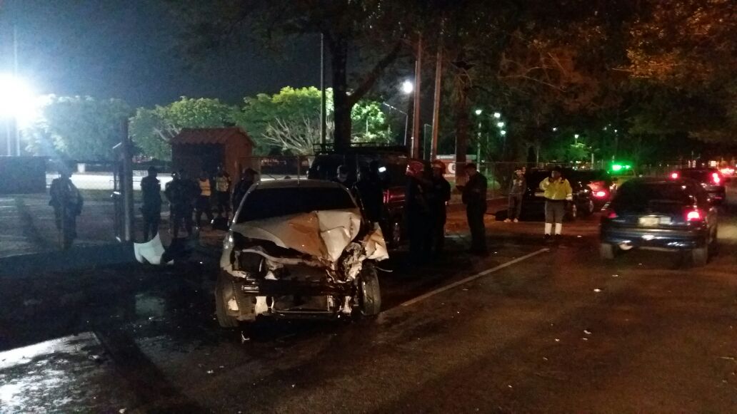 Así quedó el automóvil involucrado en el accidente. (Foto: Proporcionada por Amílcar Montejo, de PMT)