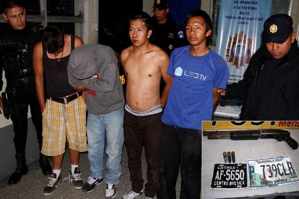 Carlos López, Daniel López Canel y dos menores son presuntos responsables de asesinar a dos jóvenes en la Colonia 21 de mayo.