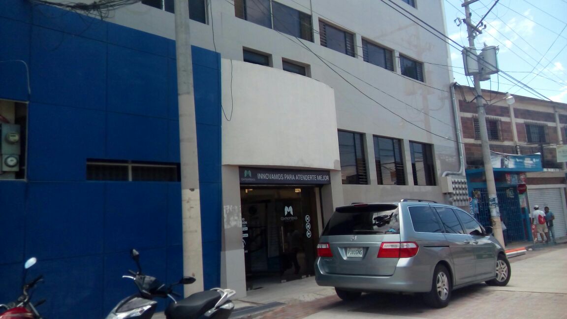 La magistrada fue trasladada a un hospital privado.(Foto Prensa Libre: Mario Morales)