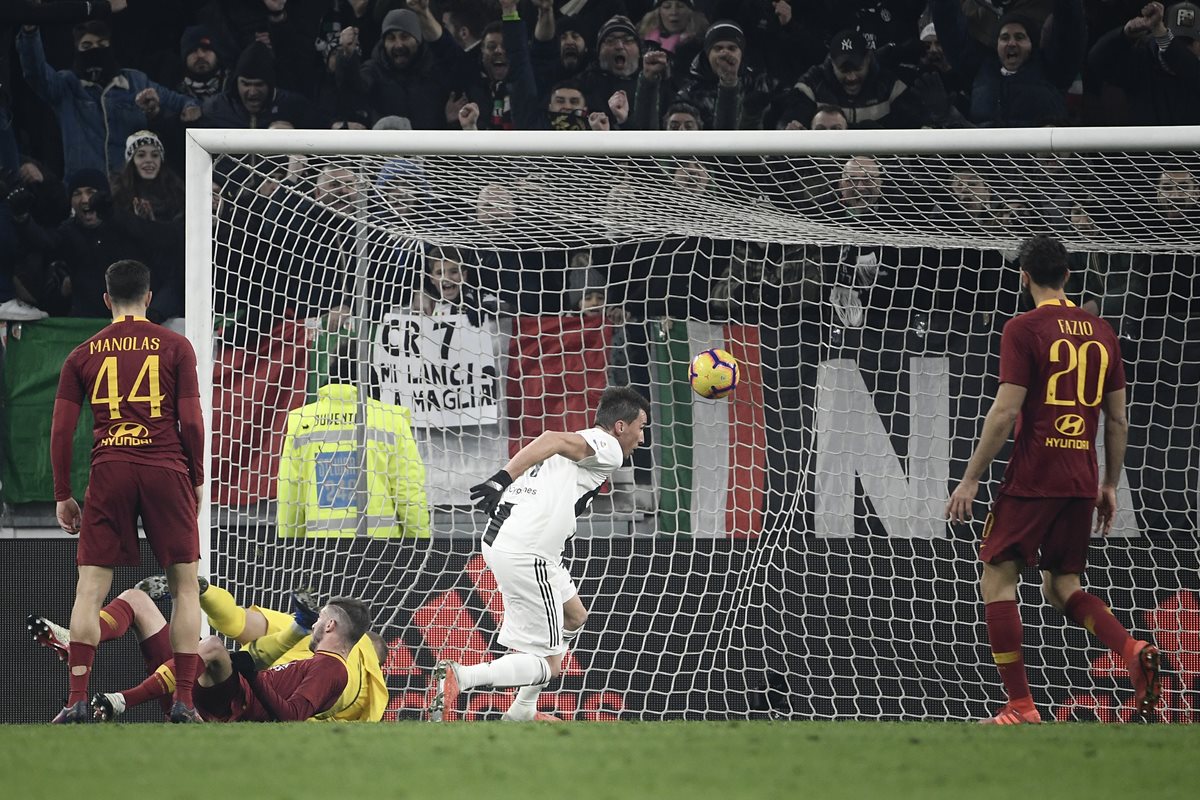 La Juventus no defraudó y volvió a quedarse con los tres puntos. Superó a la Roma 1-0. (Foto Prensa Libre: AFP)