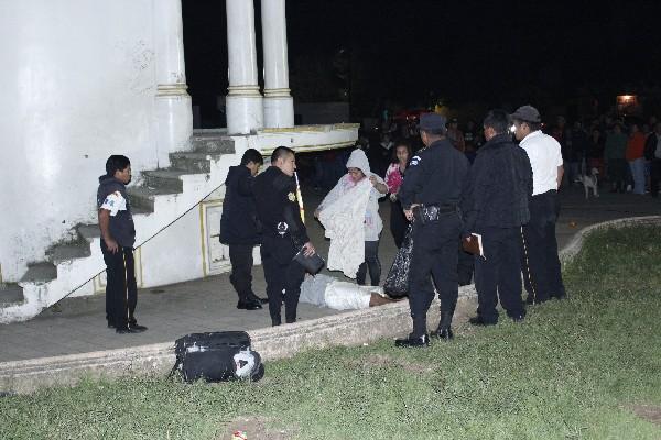 Autoridades buscan evidencias.
