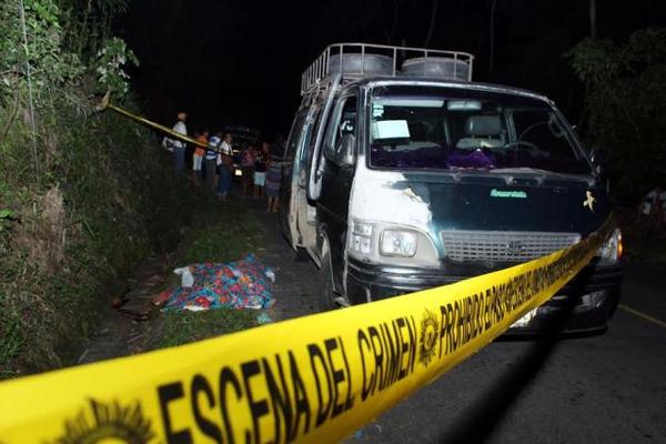 Vecinos piden más seguridad en esa ruta. (Foto Prensa Libre: Rolando Miranda)