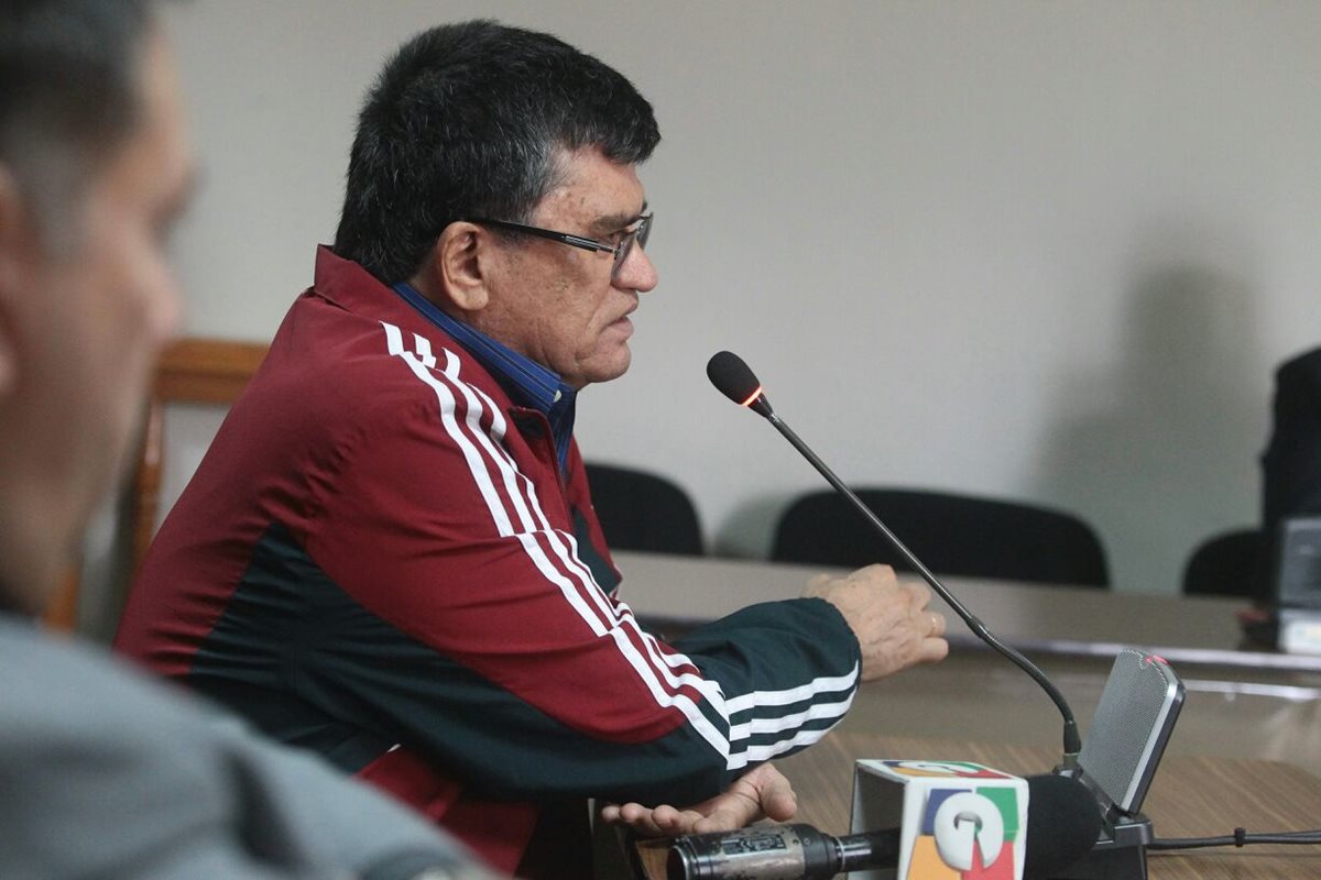 Arnoldo Medrano, exalcalde de Chinautla, enfrenta juicio por cobro ilegal de Iusi. (Foto Prensa Libre: Alvaro Interiano)