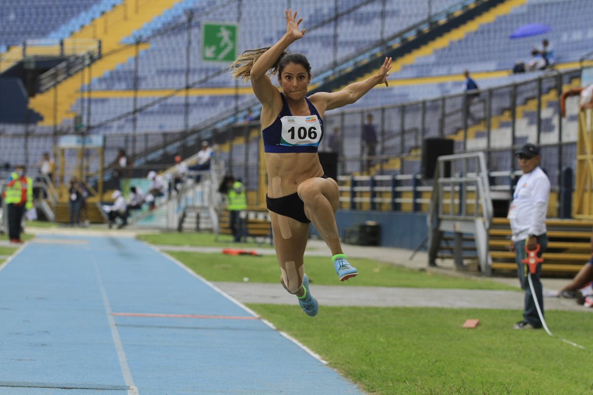 Thelma Fuentes fue la mejor en la prueba de triple salto femenino. (Foto Prensa Libre: Cortesía CDAG)