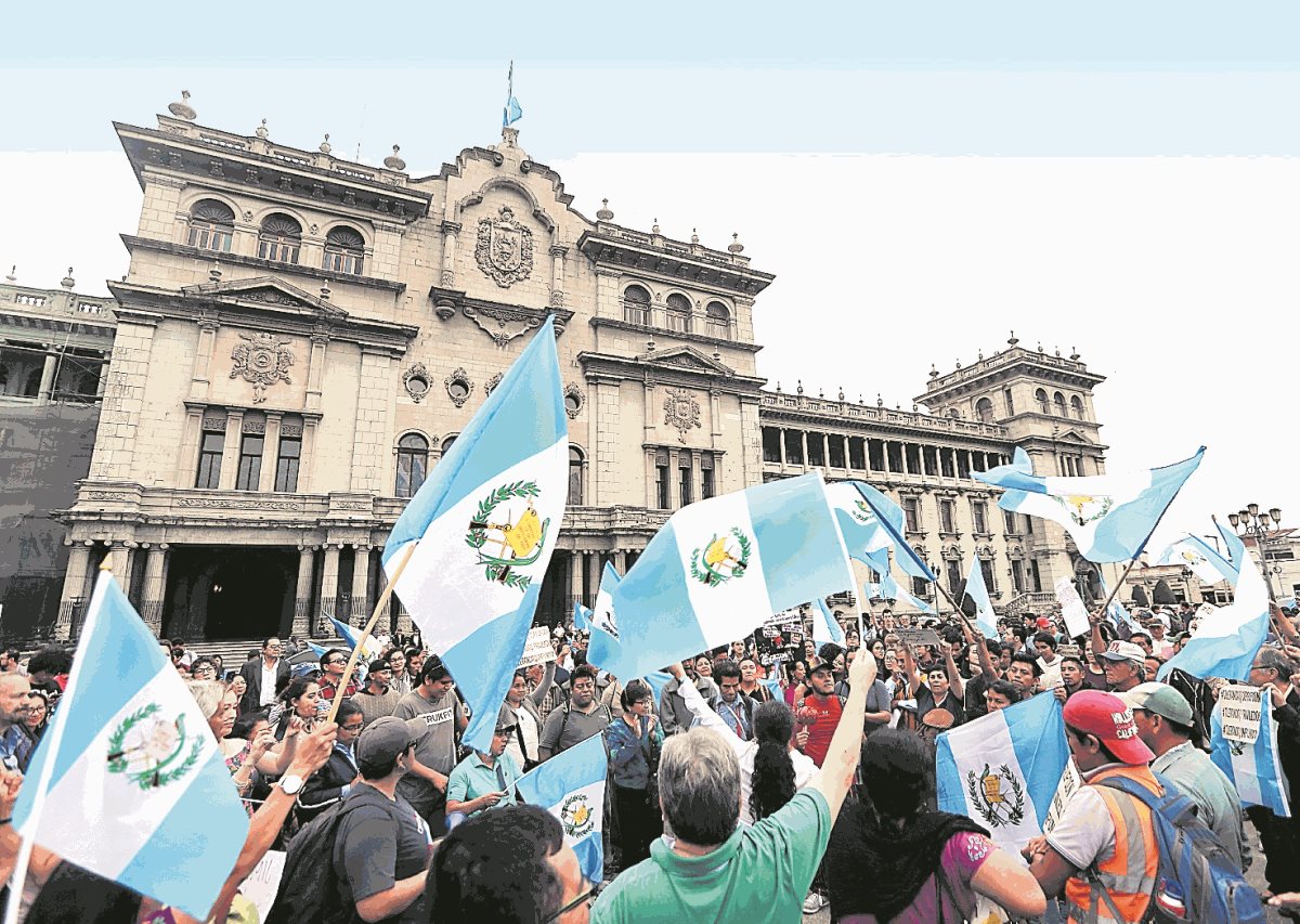 Decenas de personas manifestarán en contra de las decisiones el presiente Jimmy Morales de no renovar el mandato de la Cicig. (Hemeroteca PL)