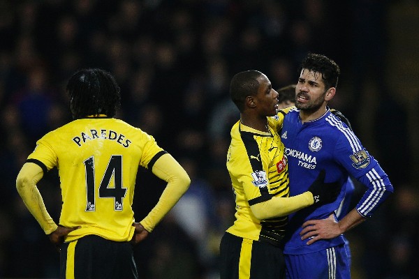 Diego Costa (Chelsea) no pudo ayudar a su equipo a quedarse con la victoria. (Foto Prensa Libre: AFP)