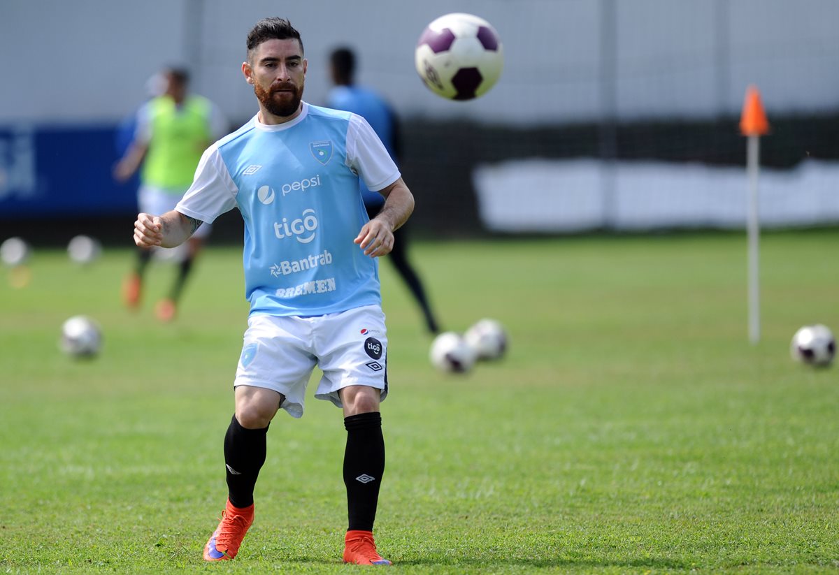 Jean Márquez, realiza uno de los últimos entrenamientos en el Proyecto Goal, previo al juego de este miércoles contra El Salvador. (Foto Prensa Libre: Francisco Sánchez).