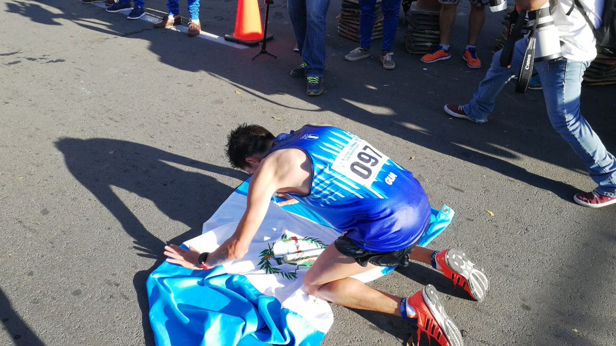 Luis Carlos Rivero se impone en el maratón de los Juegos Centroamericanos