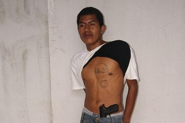 Herllin Silvestre Cuxún Lajuj, detenido en la zona 3 de Rabinal. (Foto Prensa Libre: Carlos Grave)