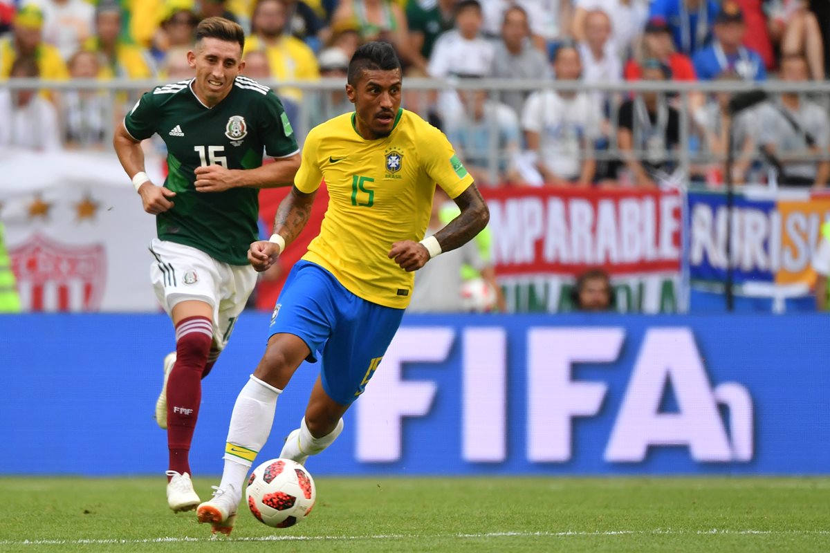 Paulinho es uno de los pilares de la selección de Brasil. (Foto Prensa Libre: AFP)