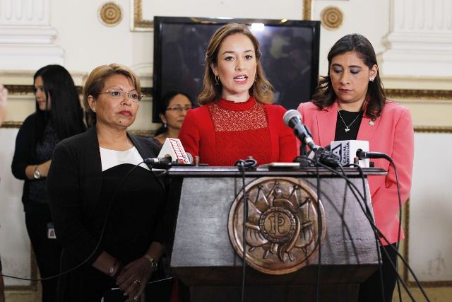 Diputadas presentan iniciativa para castigar a los acosadores sexuales. (Foto Prensa Libre: Paulo Raquec)