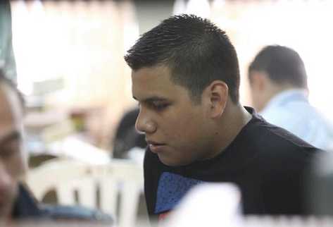 Kevin Andrés Rouselin Díaz fue capturado en el Juzgado Segundo de Instancia Penal. (Foto Prensa Libre: Erick Ávila)