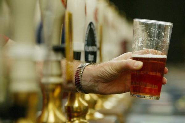 Las bebidas fermentadas tienen beneficios sobre el sistema cardiovascular (Foto Prensa Libre: EFE).