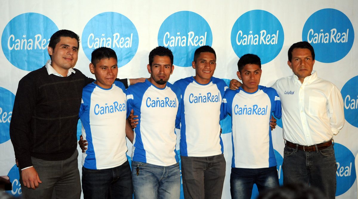 Este es el equipo Caña Real que verá acción el próximo sábado. (Foto Prensa Libre: Jeniffer Gómez)