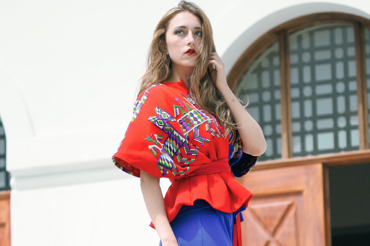 Vestuario contemporáneo del traje regional de Chajul, que se podrá apreciar en el desfile. (Foto Prensa Libre: Brenda Martínez)