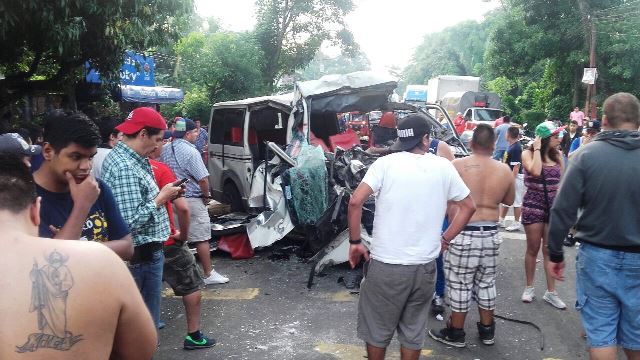 Una persona fallecida de nacionalidad mexicana fue el saldo del accidente de este sábado en la ruta entre Retalhuleu y Quetzaltenango. (Foto Prensa Libre: Jorge Tizol)