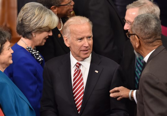El vicepresidente de Estados Unidos, Joe Biden, arribará a Guatemala este jueves. (Foto Prensa Libre: AFP)