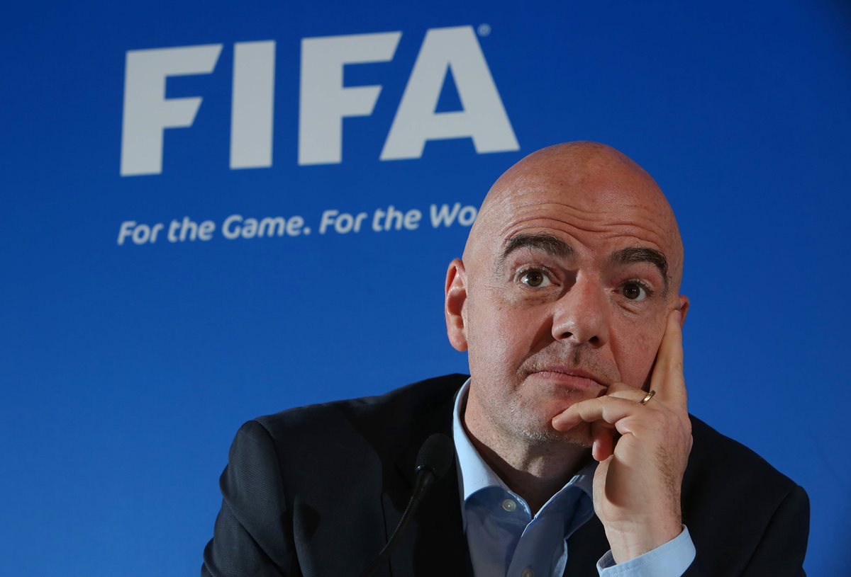 Infantino pretende imponer un nuevo estilo en la Fifa. (Foto Prensa Libre: AFP)