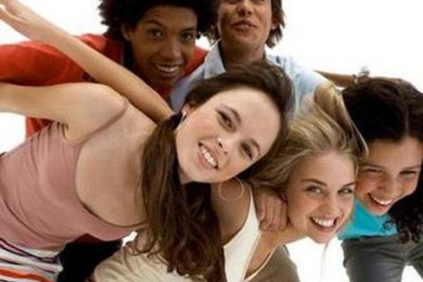 Los padres deben mantener mucha comunicación con sus hijos.<br mce_bogus="1"/>