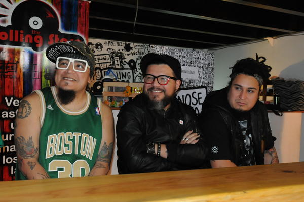 Cano Hernández, Tony Hernández, Campa Valdez, integrantes de El Gran Silencio, se presentarán este sábado en Guatemala. (Foto Prensa Libre: Áxel Vicente)