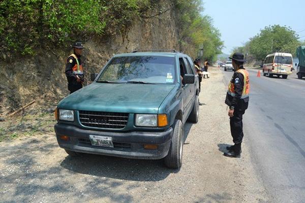 Autoridades realizan operativos en Guastatoya, El Progreso. (Foto Prensa Libre: Hugo Oliva) <br _mce_bogus="1"/>