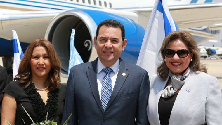 El presidente Jimmy Morales y la canciller Sandra Jovel estuvieron a cargo del traslado de la embajada de Guatemala a Jerusalén. (Foto Prensa Libre: @IsraelinGT)