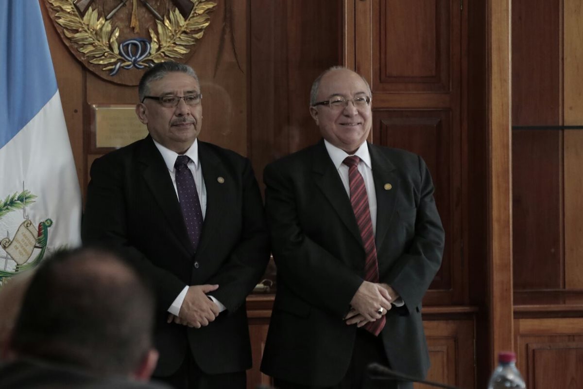 El presidente actual de la CSJ, Nery Medina, dijo confiar en la elección del magistrado Pineda Barales. (Foto Prensa Libre: Paulo Raquec)