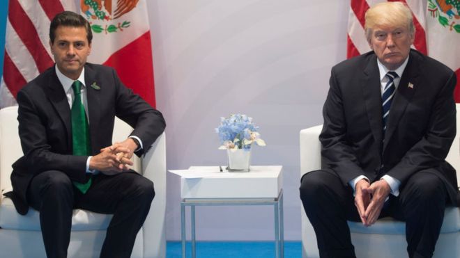 Según el gobierno mexicano, Trump y Peña Nieto no han conversado desde el encuentro en Alemania durante la cumbre del G20. (Foto Prensa Libre: AFP)
