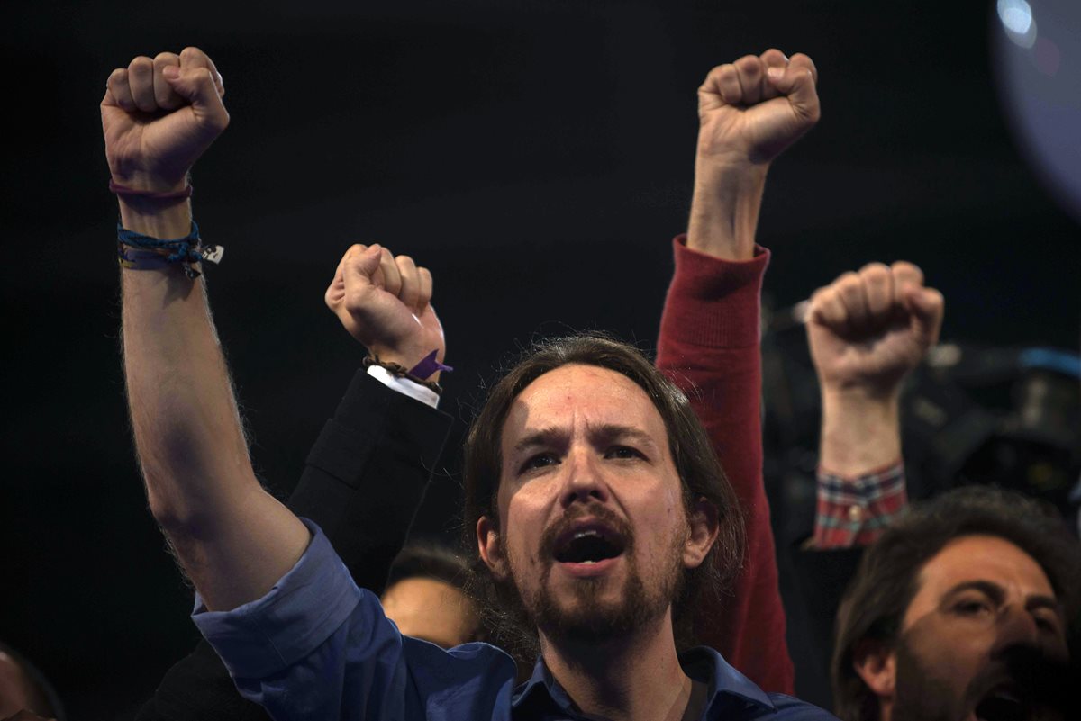 <em>Pablo Iglesias, un joven profesor universitario y cofundador del partido, fue elegido con el 94% de los votos de casi 60 mil  afiliados. (Foto Prensa Libre: AP).</em>